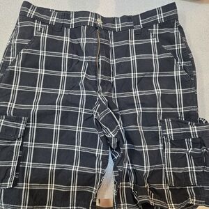Wrangler Black and White Checkered Cargo Shorts